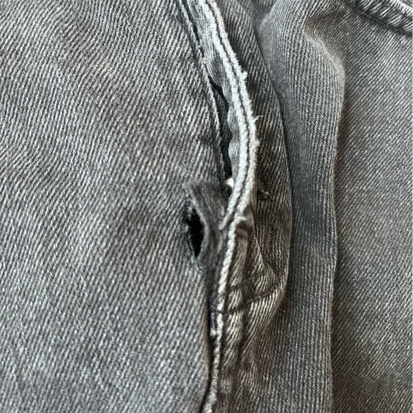 Madewell Black Rigid Denim A-Line Distressed Skirt Size 25 - Picture 11 of 13